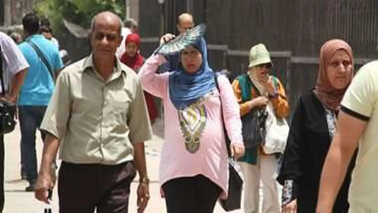 موعد انكسار الموجة الحارة ودرجات الحرارة المتوقعة في طقس اليوم الخميس